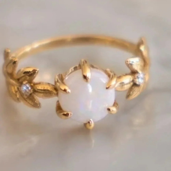 "Dainty Opal CZ Gold Plated Beautiful Fashion Leaf Trendy Ring Women, UNVN12038 - Picture 2 of 5